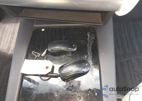 2016 Tesla Model X 60D/70D/75D/90D/P100D from USA, damaged, VIN 5YJXCBE20GF006744